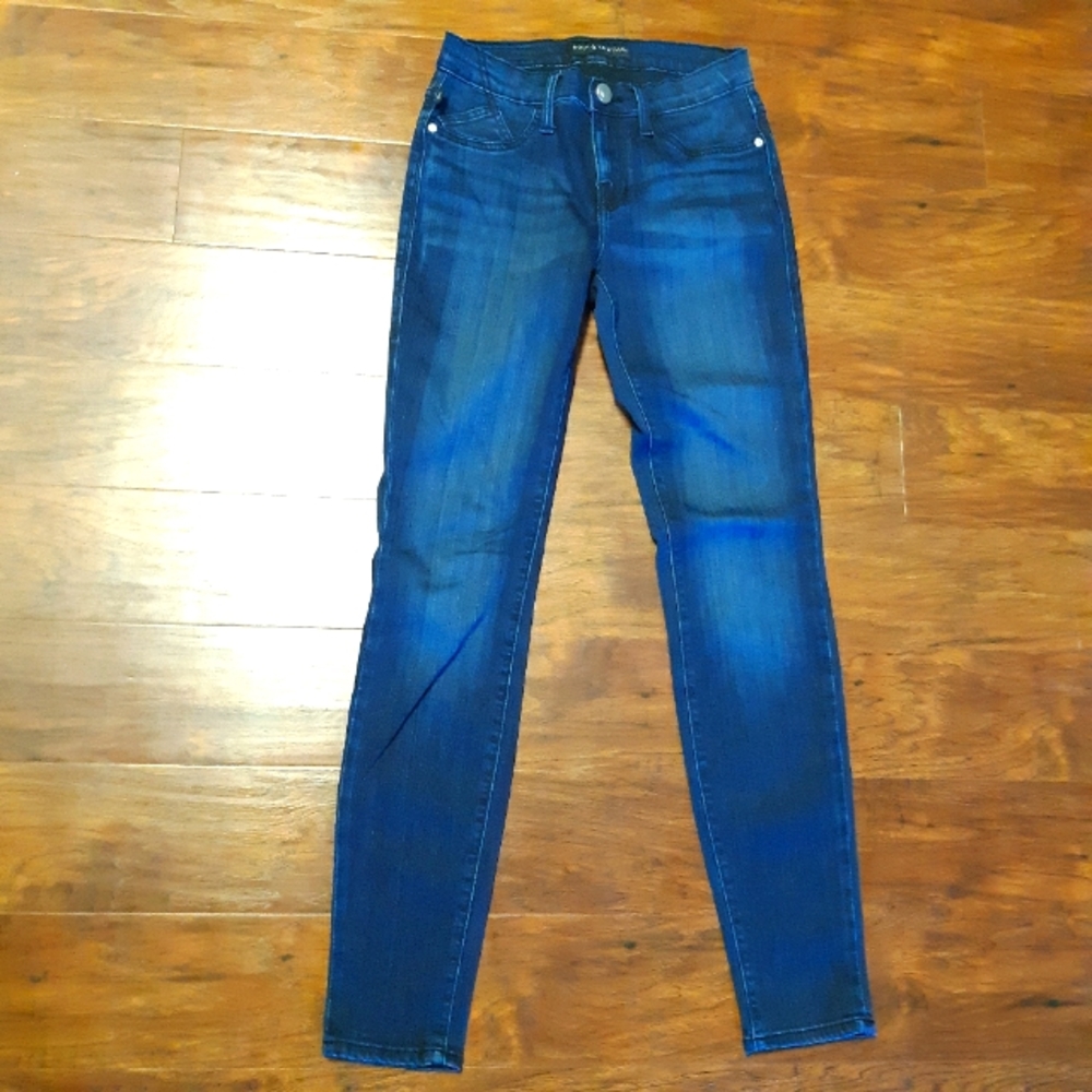 Rock and Republic Kashmere skinny blue jeans